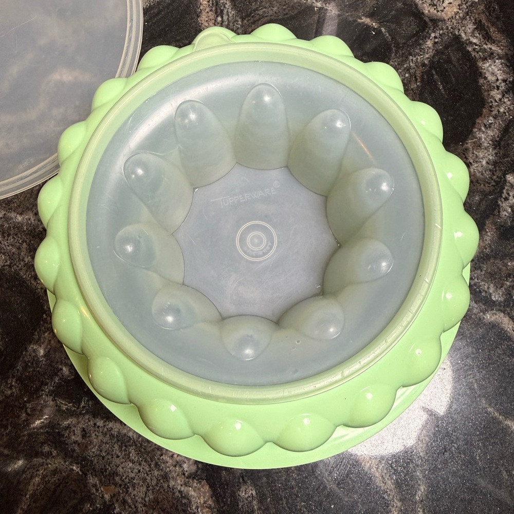 VTG TUPPERWARE JELLO MOLD RING #1201/1202 JADITE GREEN 3 PCS W/ LID JEL-A-RING - Picture 6 of 7